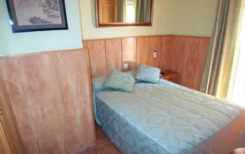 Hostal Guadalupe Торремолинос Гостевой дом