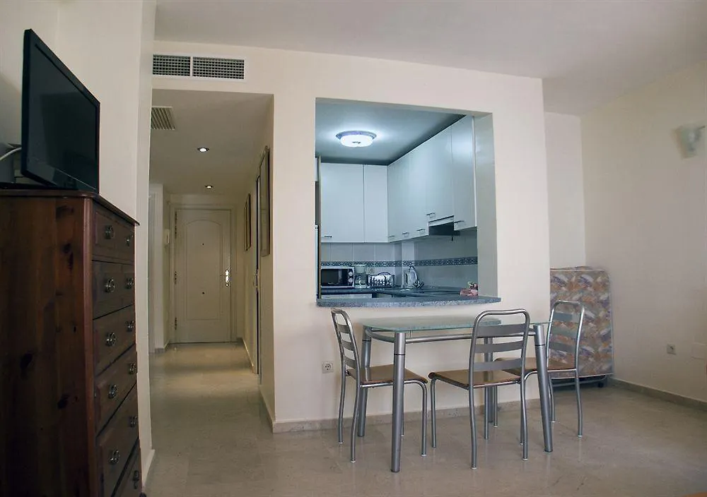 Hostal Guadalupe Торремолинос